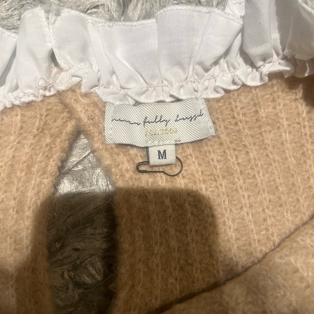 Off-Shoulder Beige Sweater NWOT - Picture 4 of 6